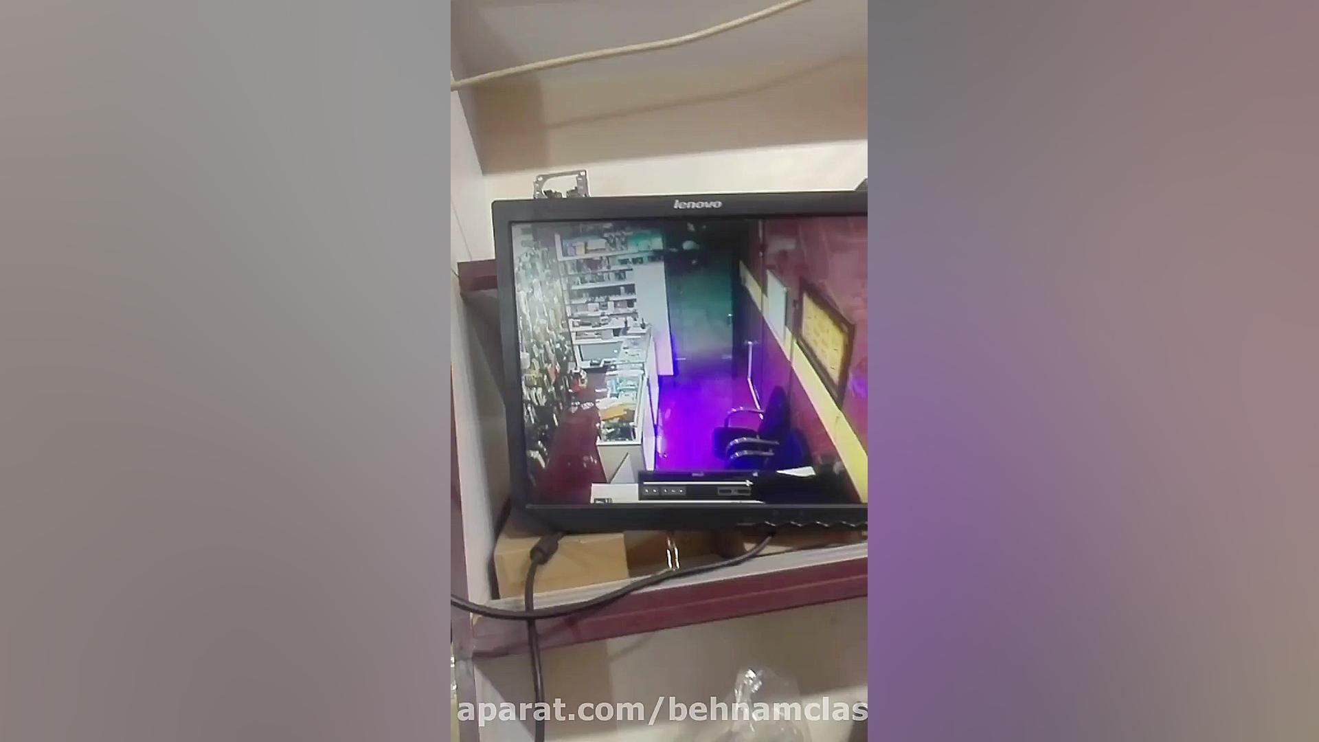 دزدی از مغازه موبایل