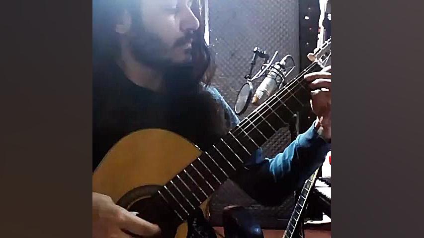 اجرای قطعه Romance با گیتار