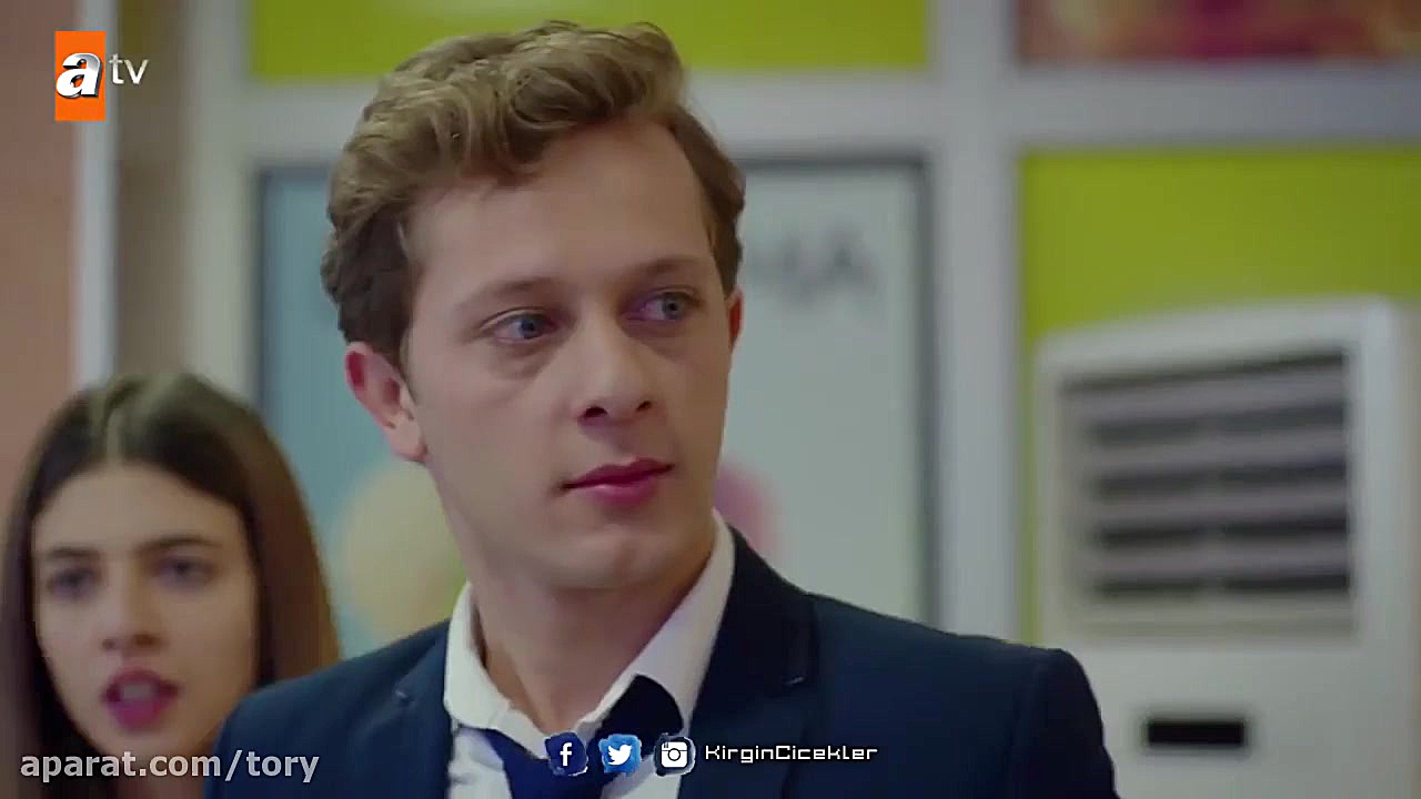 سرکان ایلول رو تحقیر میکنه(غنچ...