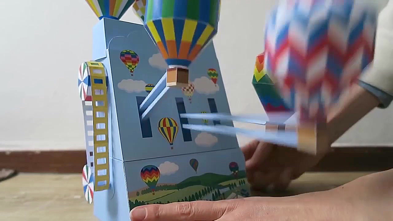 مکانیزم کاغذی  جشنواره بالن ها...