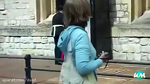 سوتی یک نظامی با اعتماد به نفس...