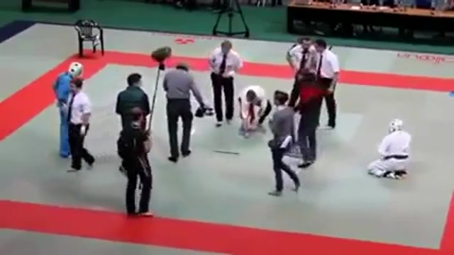 داوری که اعصاب نداره