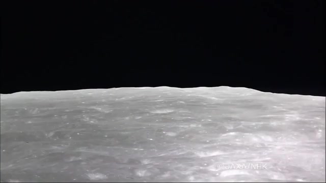 نمایی از طلوع زمین در ماه