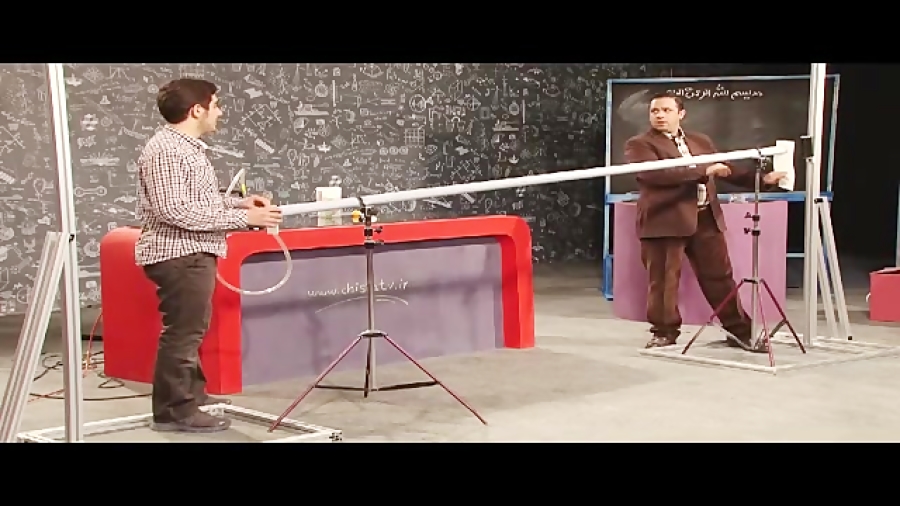 له کردن قوطی نوشابه با توپ تخم...