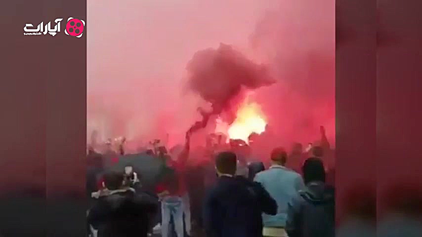 آتش بازی هواداران لیورپول پیش...