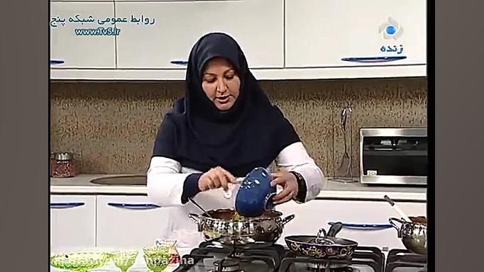 طرز تهیه زرشك پلو با مرغ مجلسی...