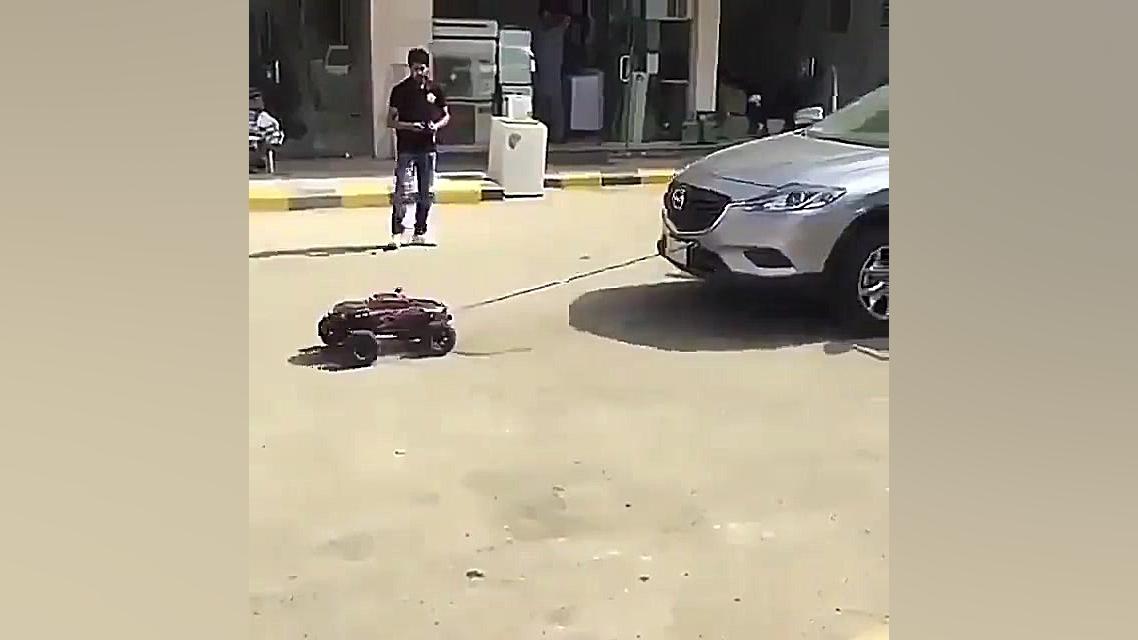 مطمئنا این ماشین اسباب بازی چی...