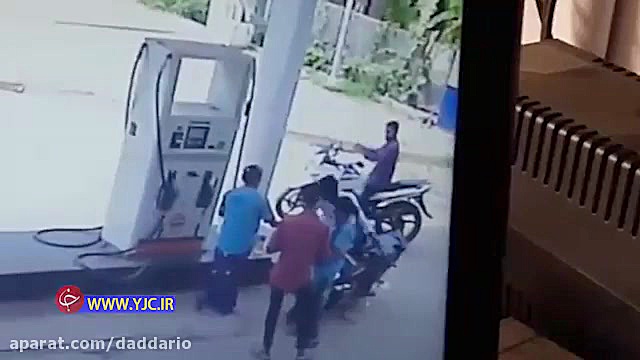 آتش زدن راننده موتور حین دعوا...