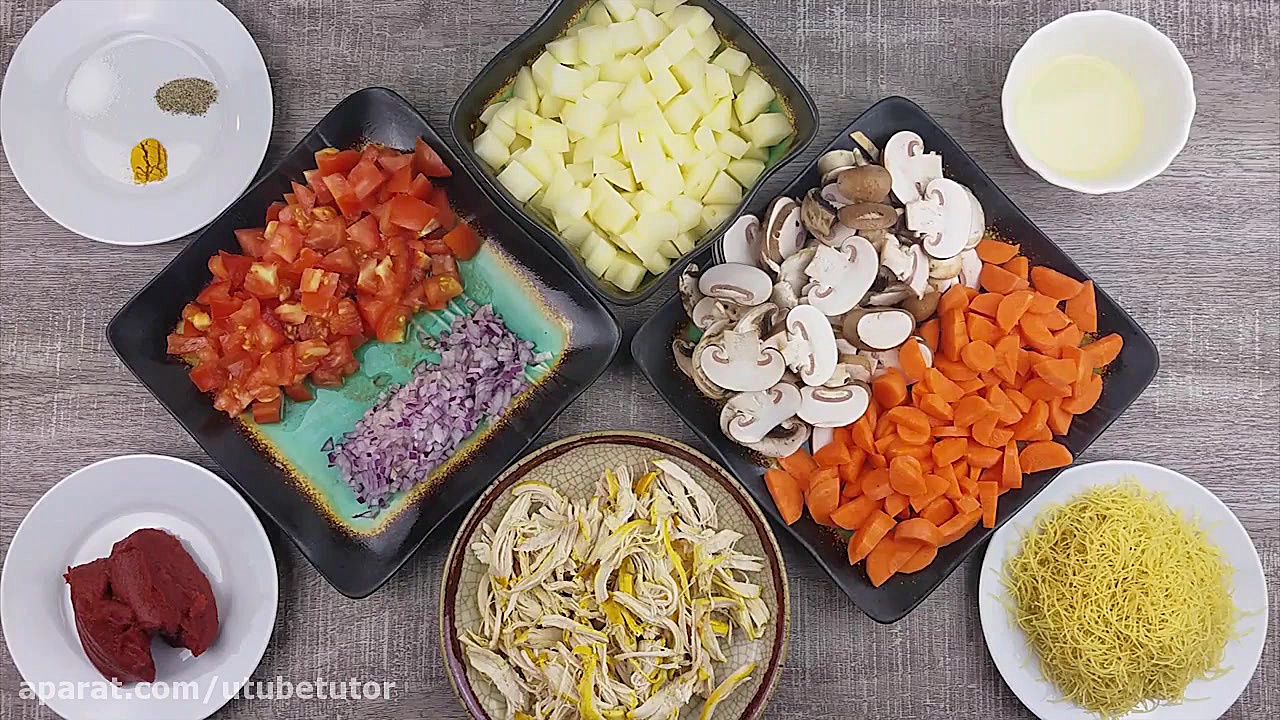 سوپ ورمیشل مرغ و سبزیجات