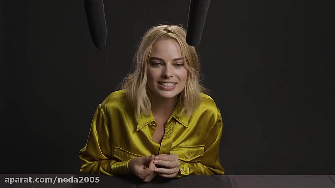 مارگو رابی (ASMR) را امتحان می...