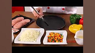 طرز تهیه پیتزا پپرونی