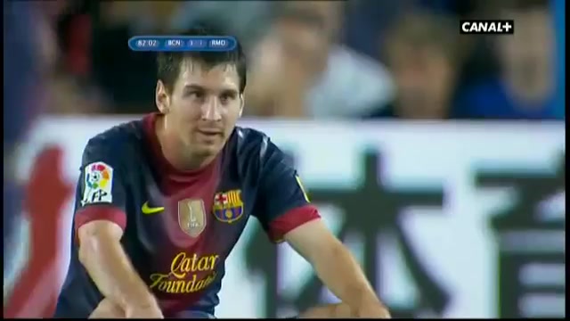 منهدم کردن لیونل مسی توسط رونا...