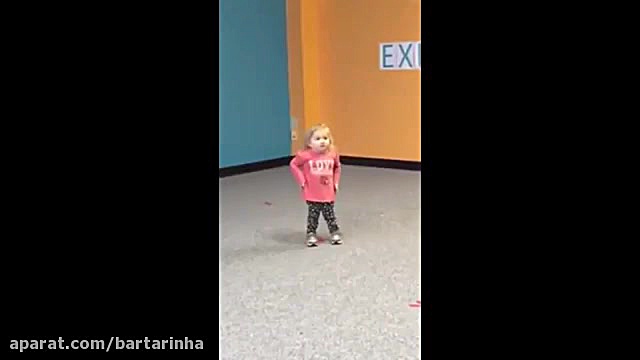 زومبا دختر کوچولو