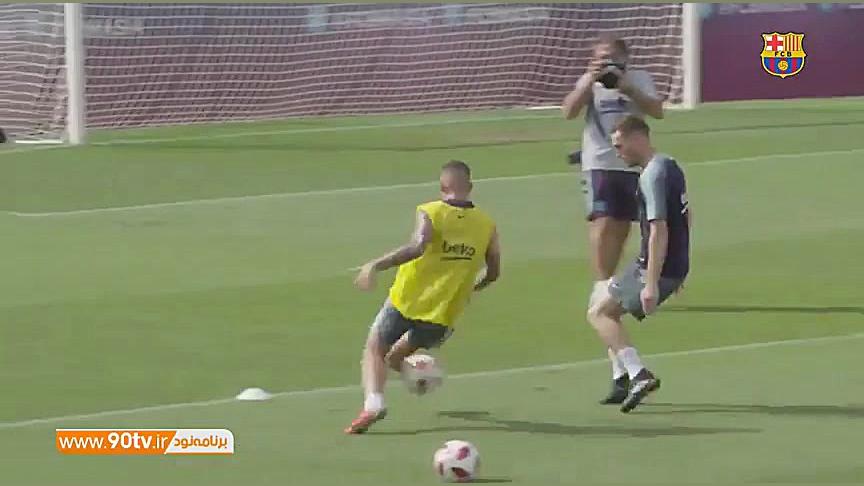 تمرین بارسلونا برای دیدار سوپر...