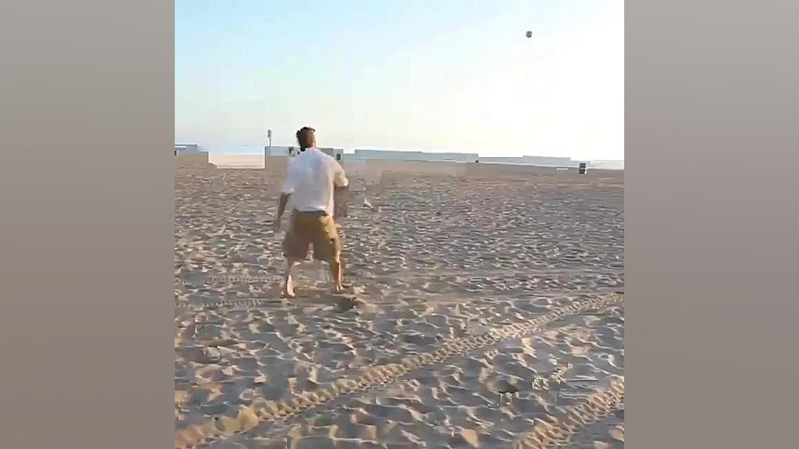 هنرنمایی دیوید بکهام