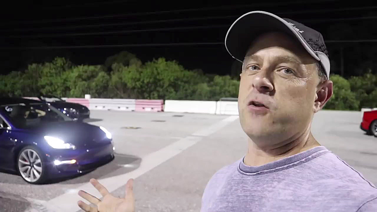 Tesla Model 3 Performance در م...