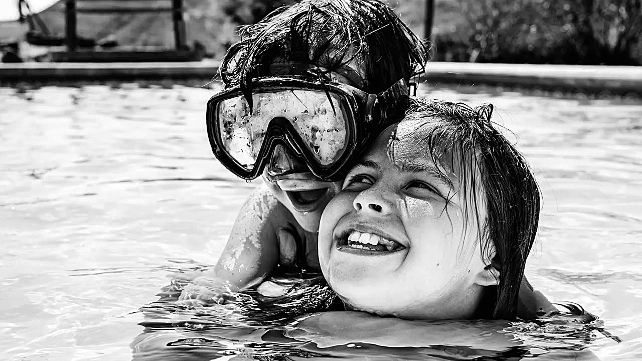 ویدیو معرفی دوربین بدون آینه م...