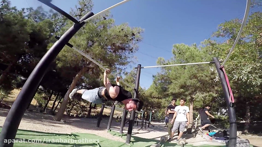 حرکات نمایشی کلیستنیکس از تیم...