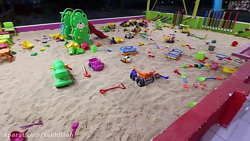 شن بازی در خانه کودک شادی