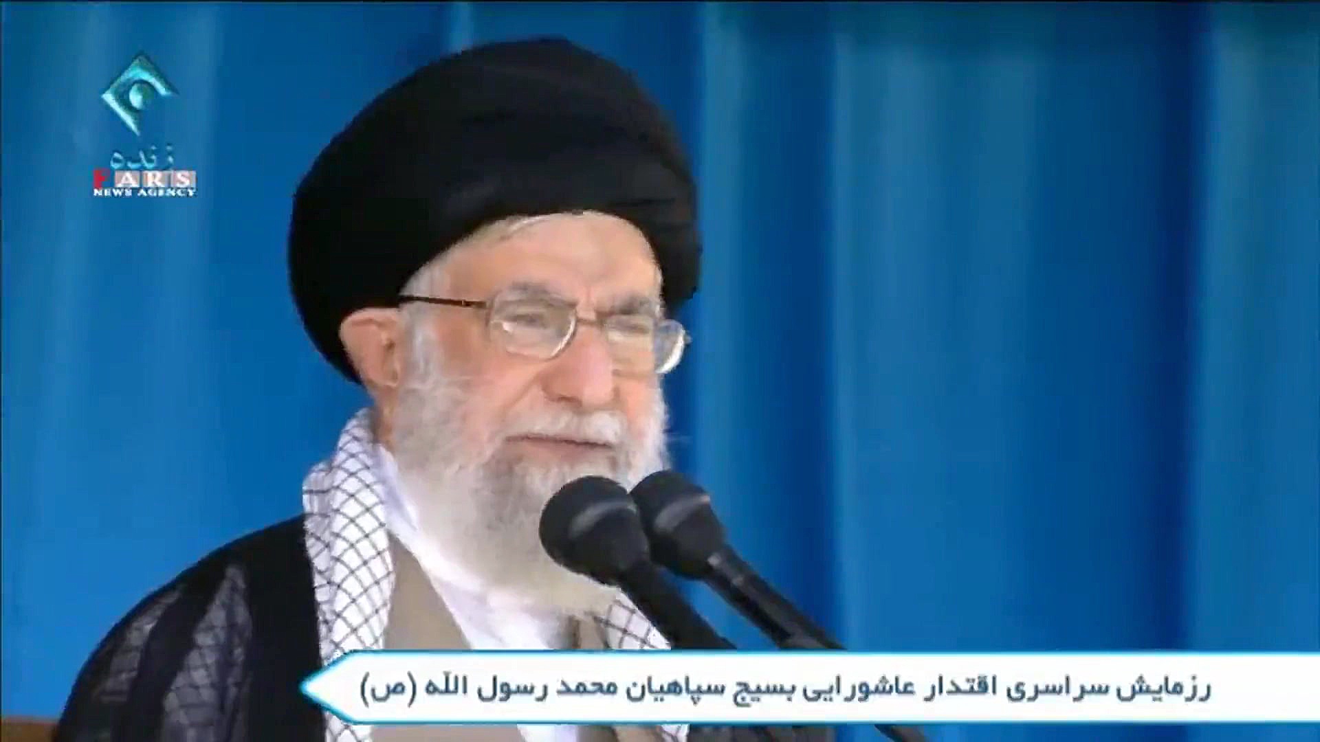 بیانات رهبر انقلاب در اجتماع ب...