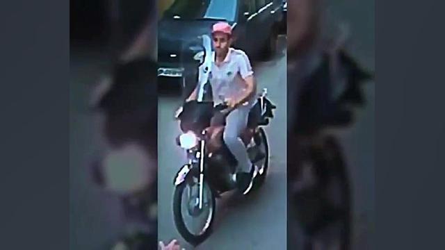 دزد گوشی خیلی زیاد شده مراقب ب...