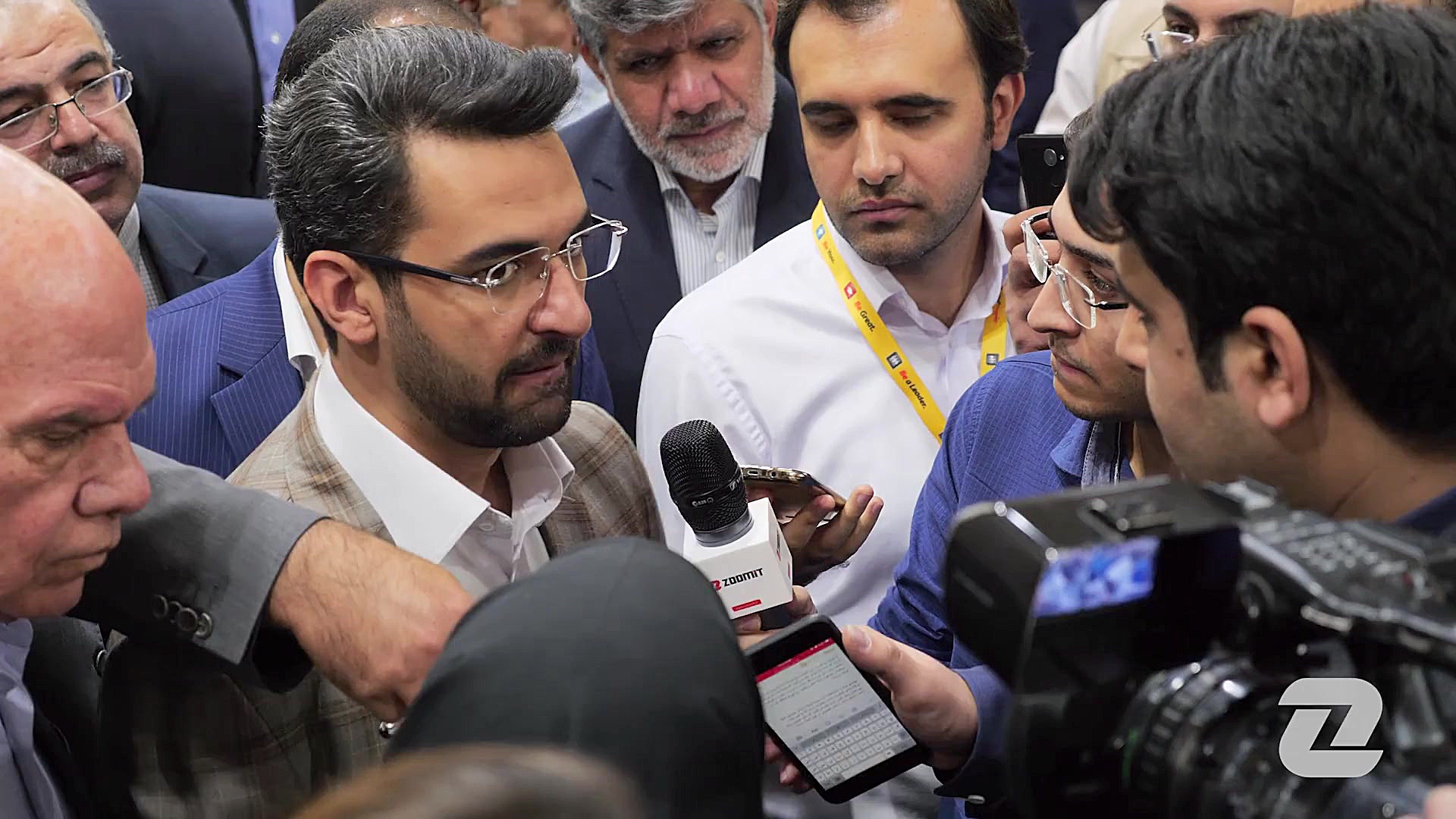 مصاحبه با آذری جهرمی، وزیر ارت...