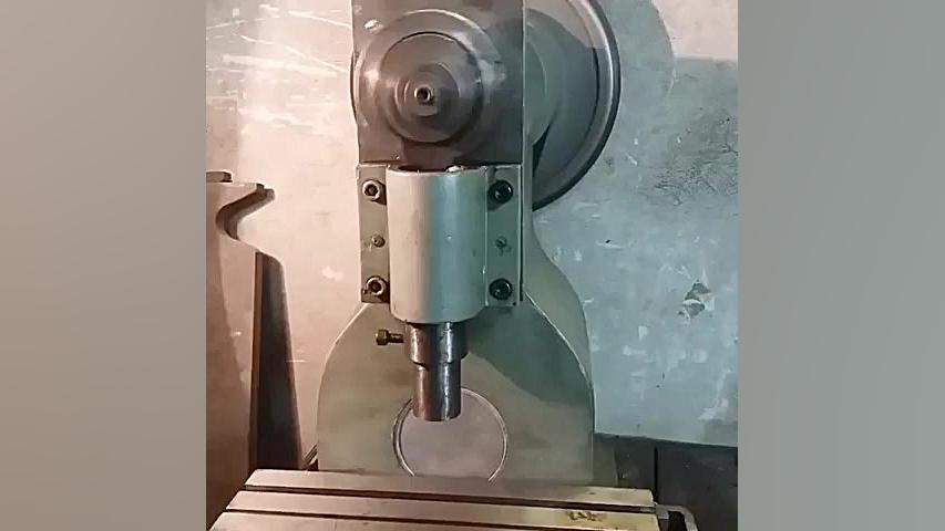 پرس ضربه ای کورس متغیر