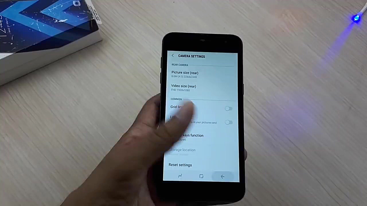 Samsung Galaxy J2 Core Unboxin...
