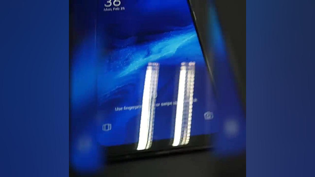 طراحی عجیبب نمونه اولیه گوشی ذ...