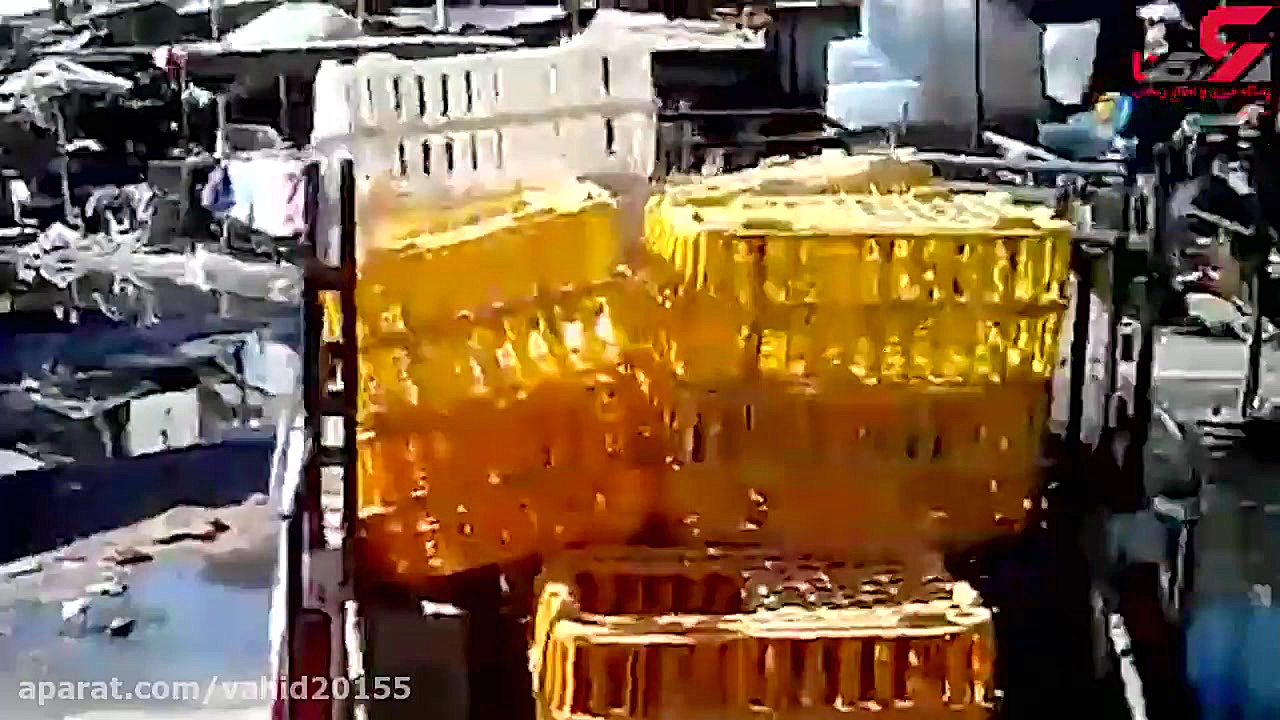 فوران فاضلاب در خیابان های اهو...