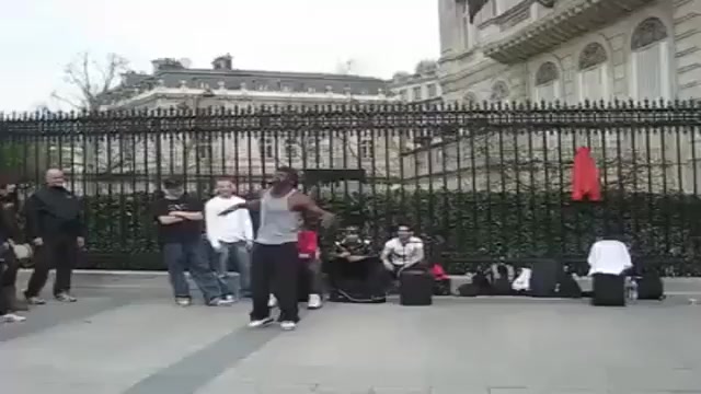 رقص خیابانی