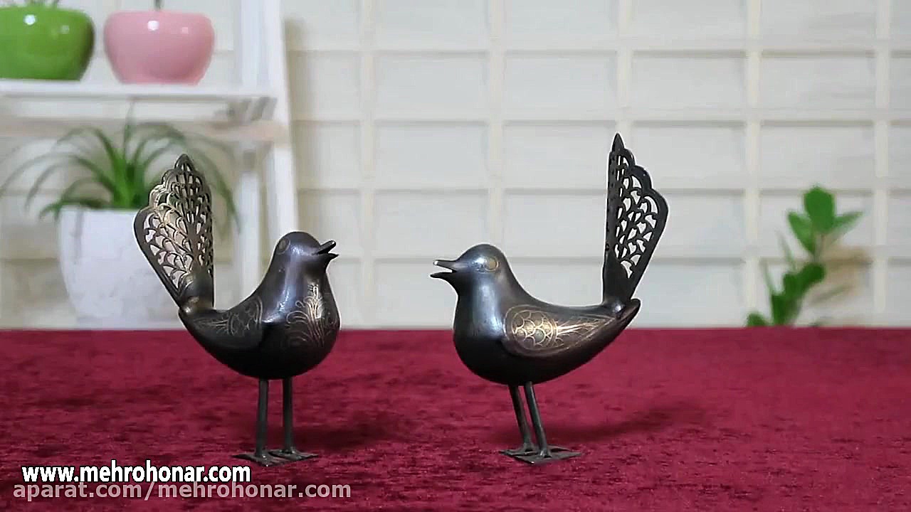 مجسمه گنجشک دم مشبک