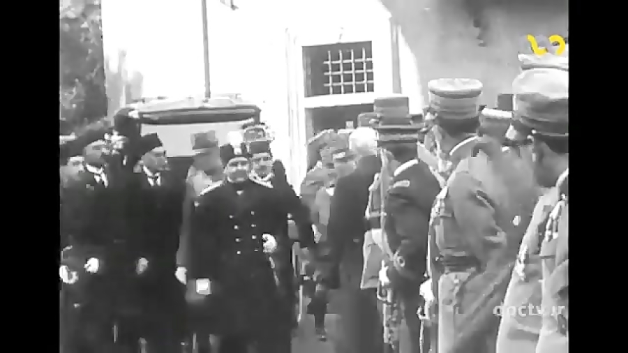 آیا حکومت پهلوی قانونی بود؟