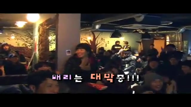 پشت صحنه ی مری بامن ازدواج کن...