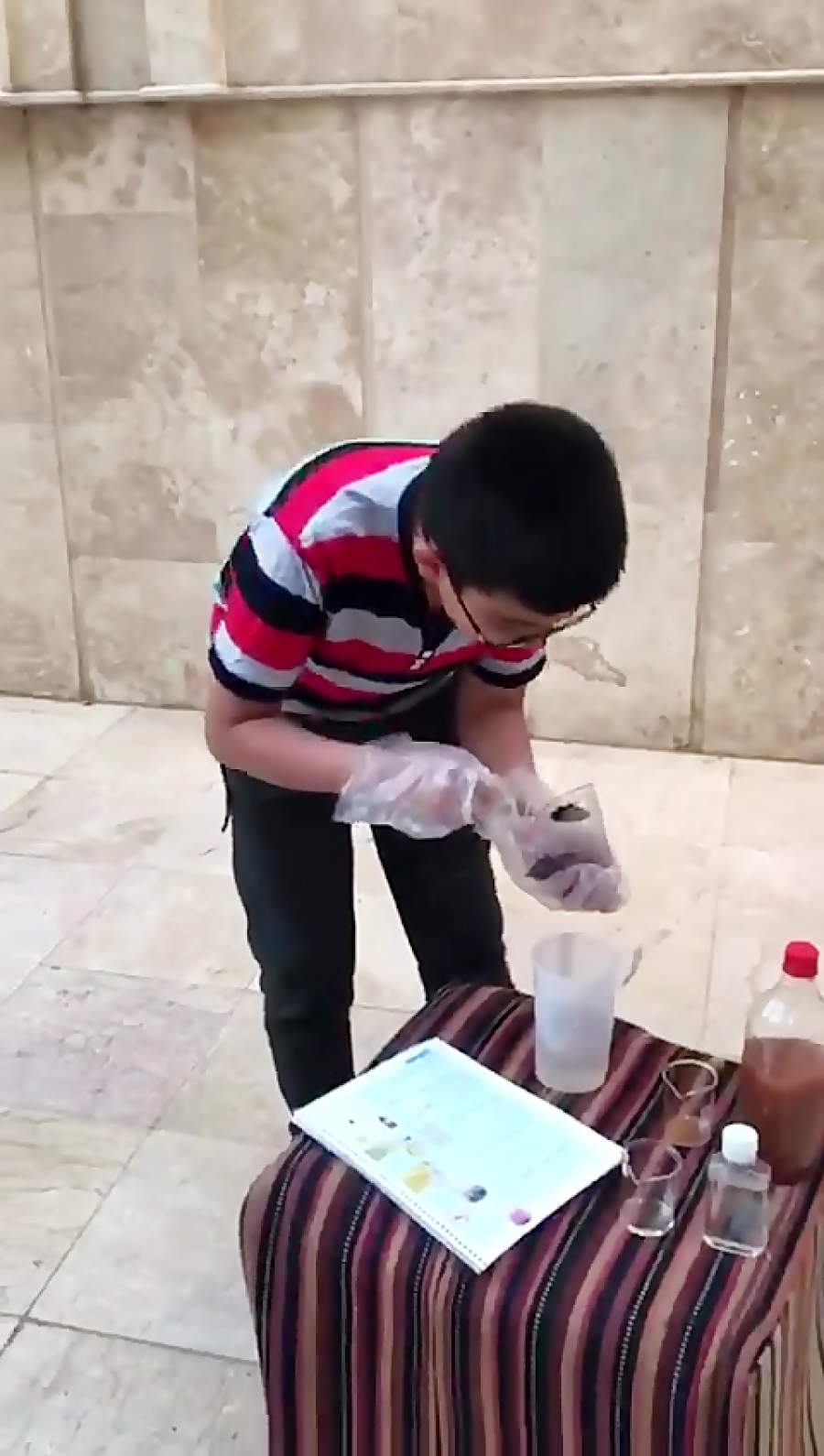 ترکیب پتاسیم پرمنگنات و آب اکس...