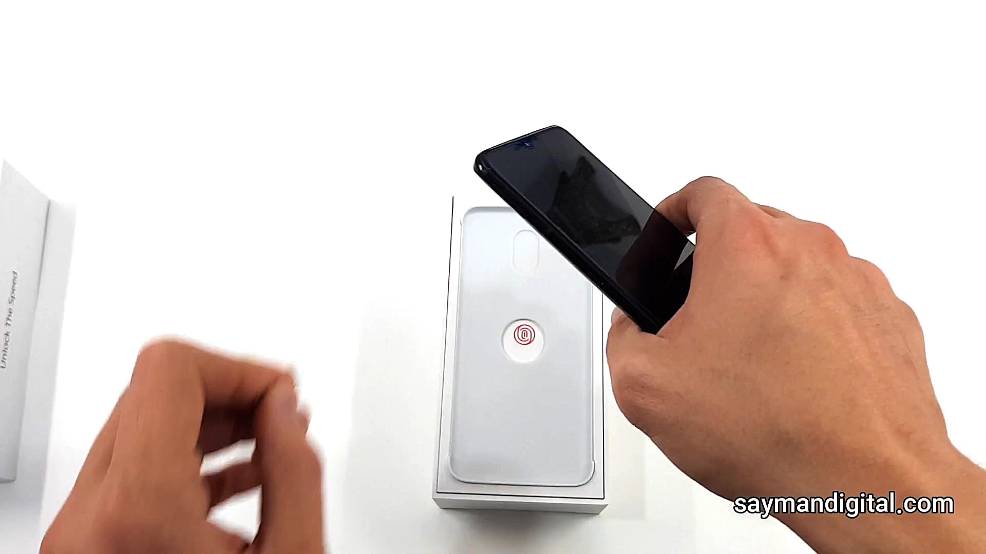 جعبه گشایی از وان پلاس 6T