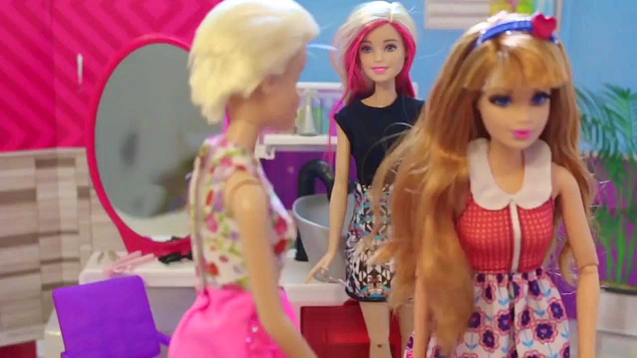 باربی و سالن آرایش آرایش باربی