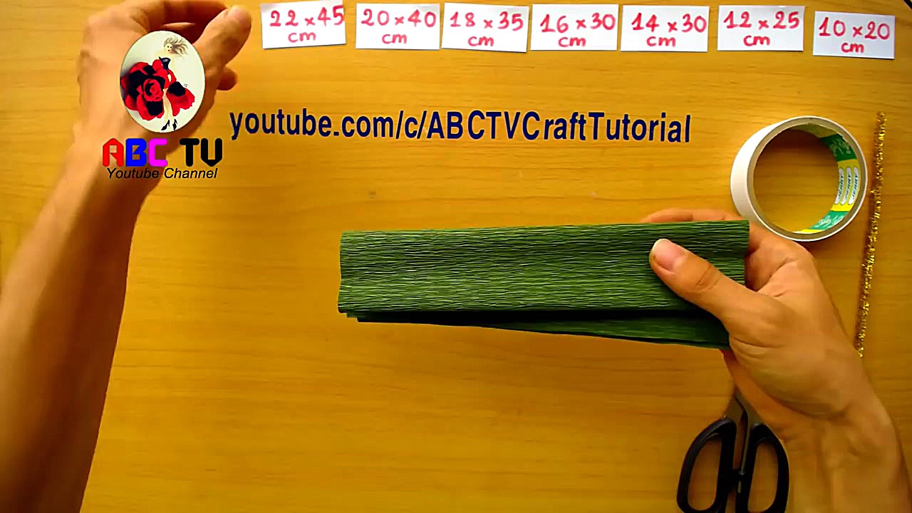 ساخت درخت کریسمس با کاغذ کشی