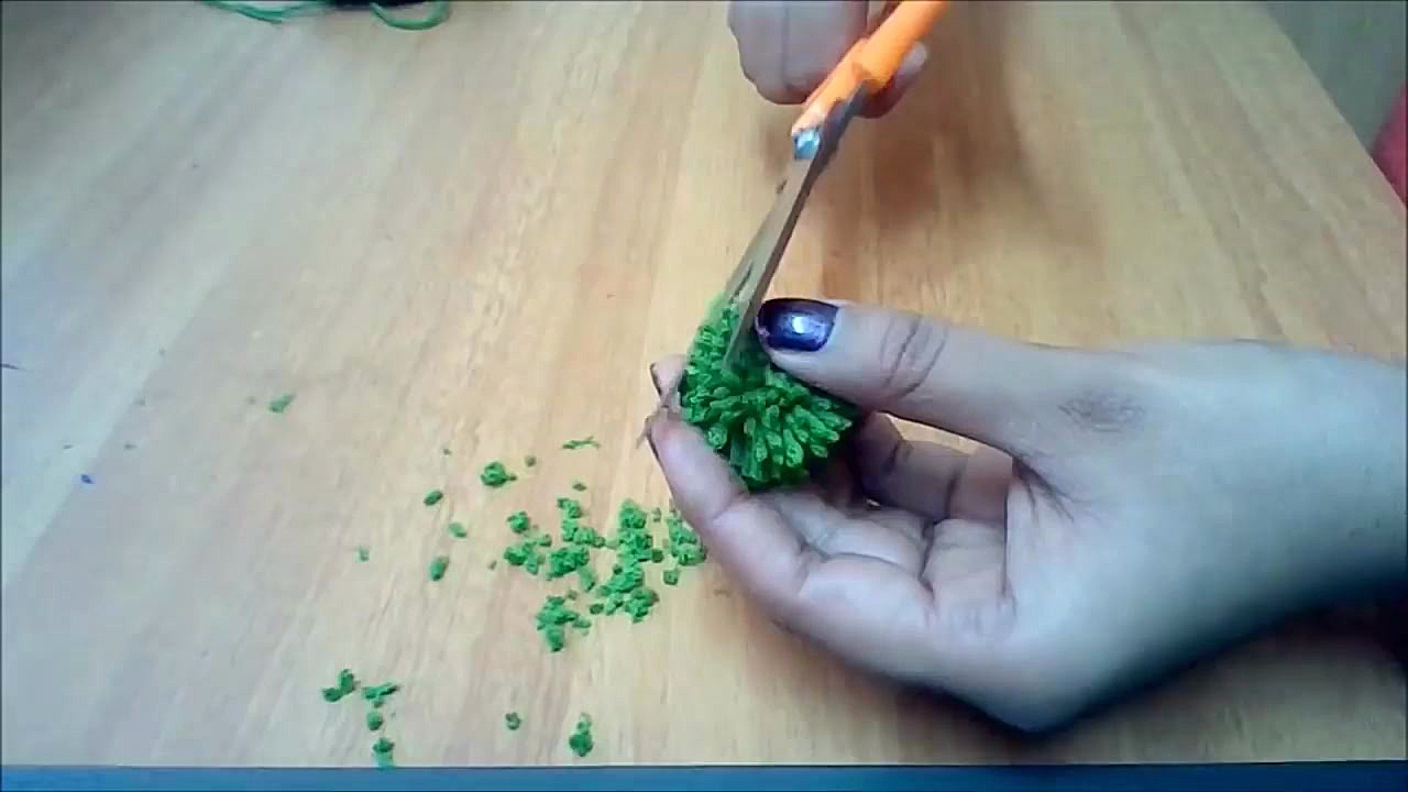 ساخت درخت کریسمس با پوم پوم