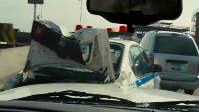 فرار آنجلینا جولی