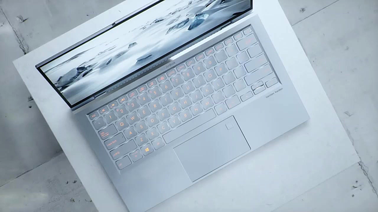 لپ&zwnj;تاپ ایسوس ZenBook S13