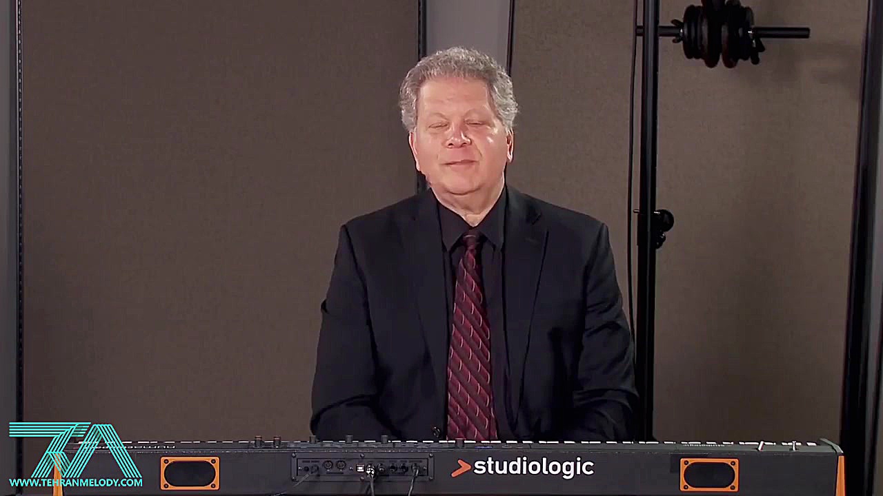معرفی پیانو دیجیتال Studiologi...