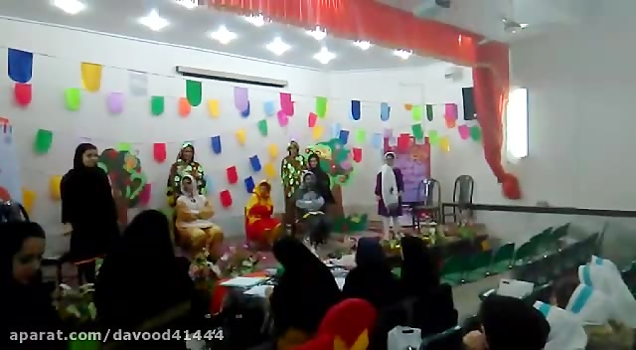 گروه تئاتر دختران گل دبستان با...