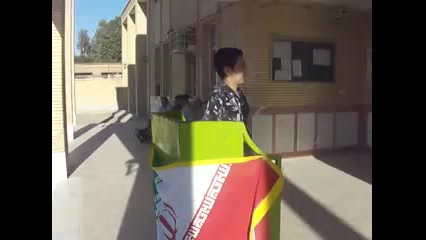 روز دانش آموزی در مدرسه دبیرست...