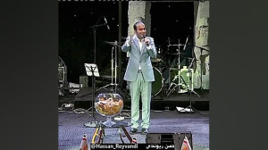 حسن ریوندی و عشق بازی لب ساحل