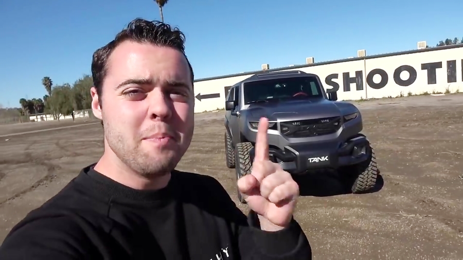 تانک ضد گلوله ۳۰۰ هزار دلاری ر...