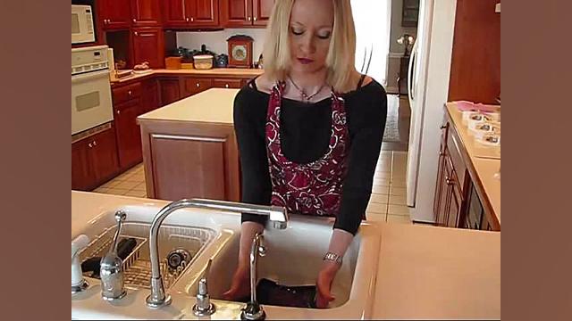 چطور کیک را از قالب جدا کنیم