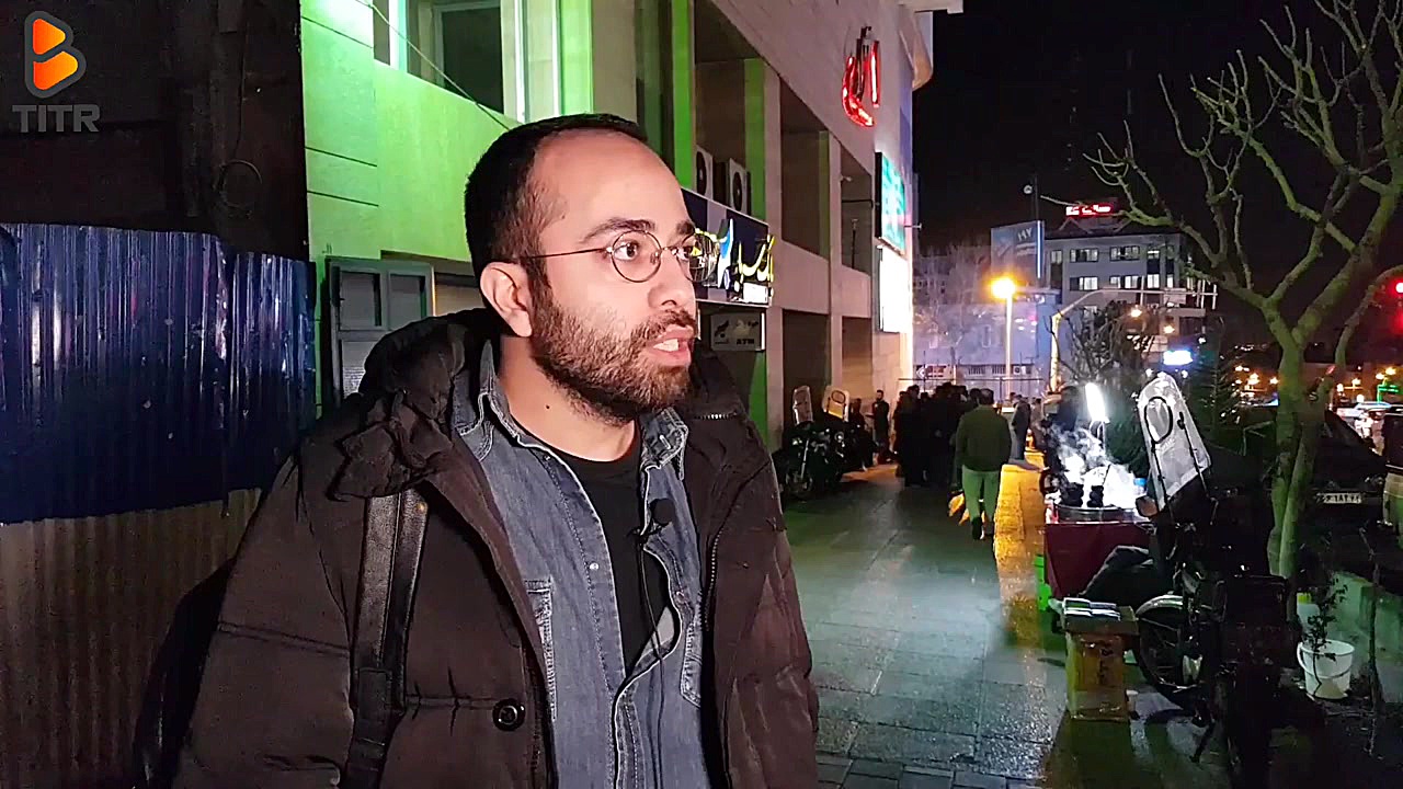 برای اولین بار وسط یه فیلم پاش...