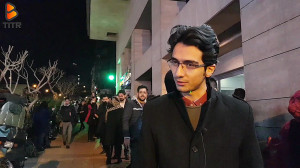 عاشق بازی نوید محمدزاده ام