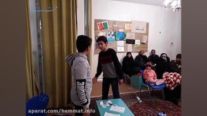 کمی دیرتر  نمایش دانش آموزی